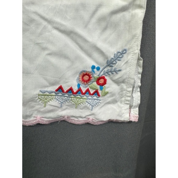 Gracy White Embroidered Floral Boho V-Neck Blouse Short Sleeve Top Women Medium - Picture 5 of 10